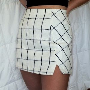 CATO black and white mini skirt